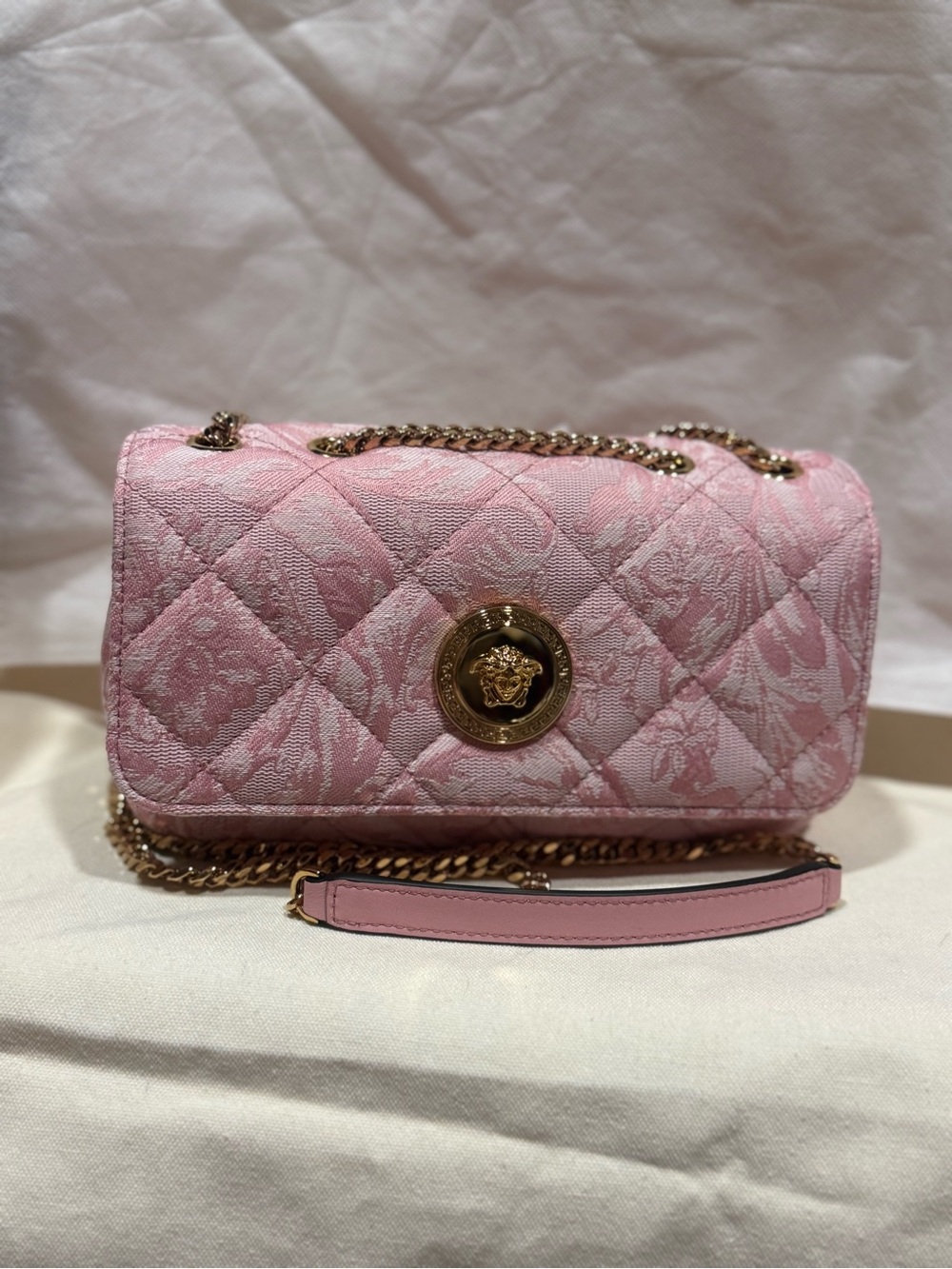 Versace Quilted Blush Pink Shoulder Bag with Gold Medusa Coin - Picture 8 of 11